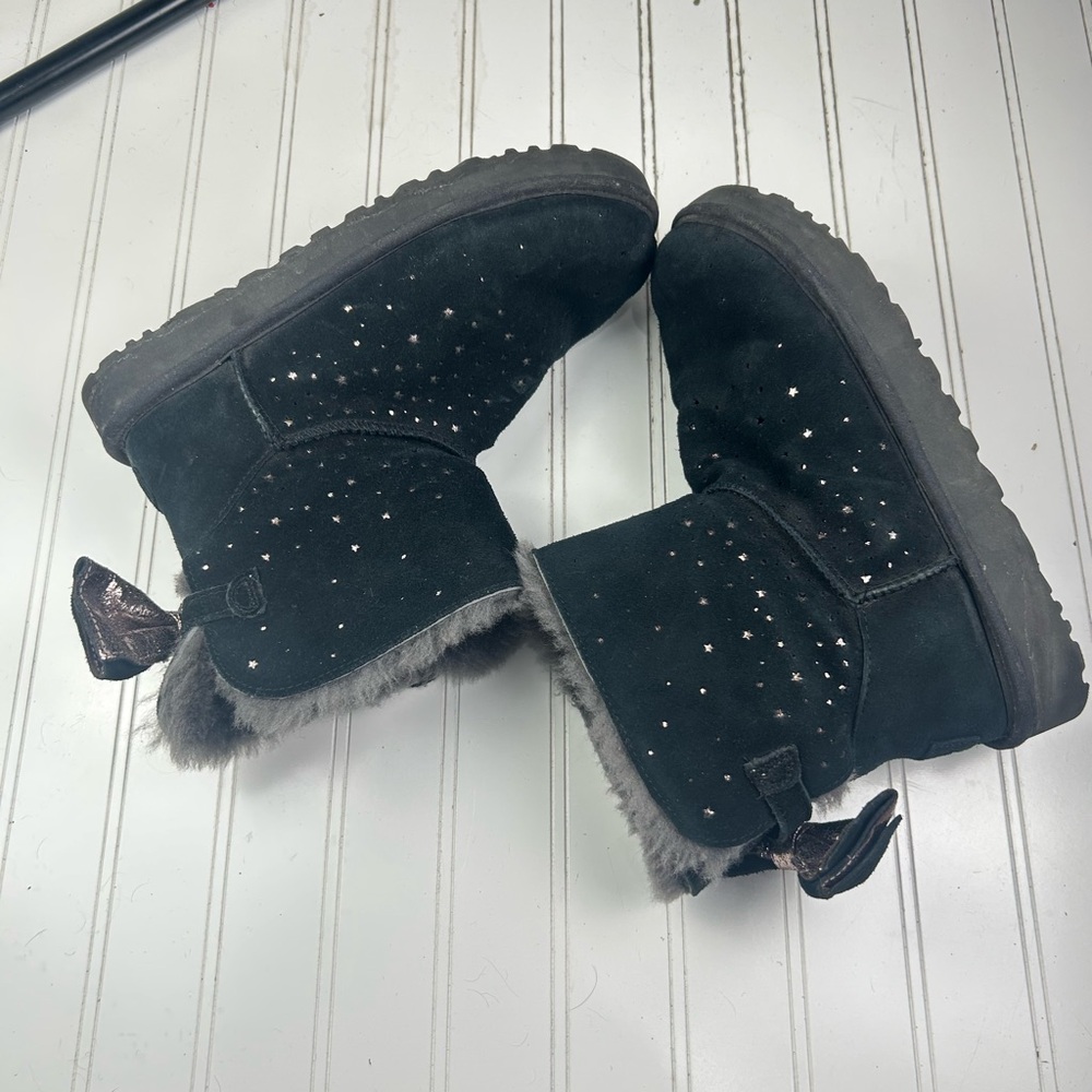 UGG Australia Classic Mini Stargirl Bow Black Boots Women's Size 9 - Picture 6 of 11
